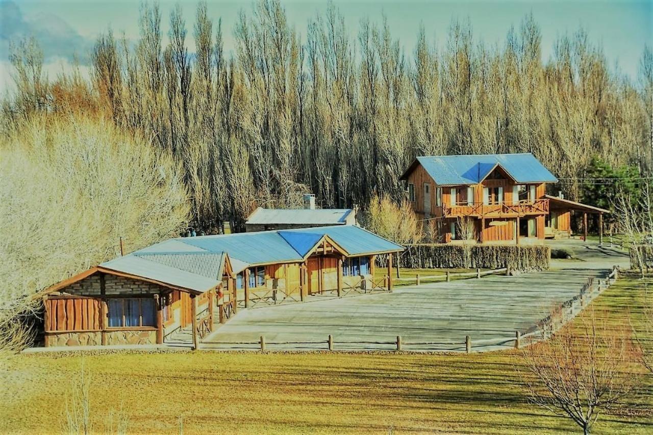 Hostería&Cabañas Río Fénix Perito Moreno Exterior foto
