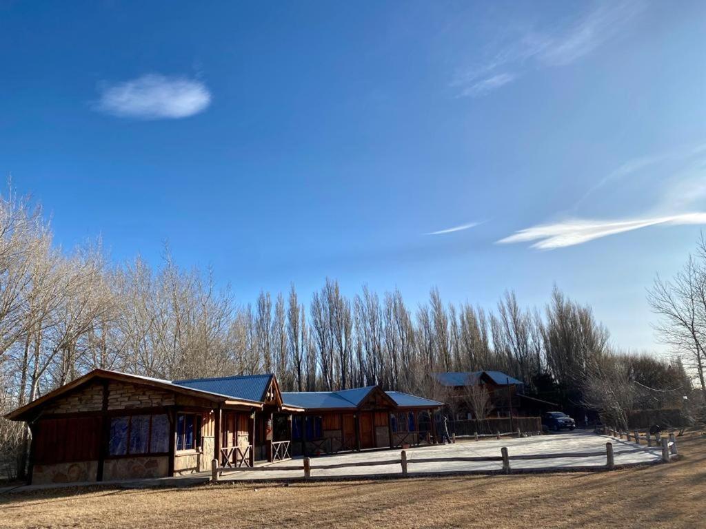 Hostería&Cabañas Río Fénix Perito Moreno Exterior foto