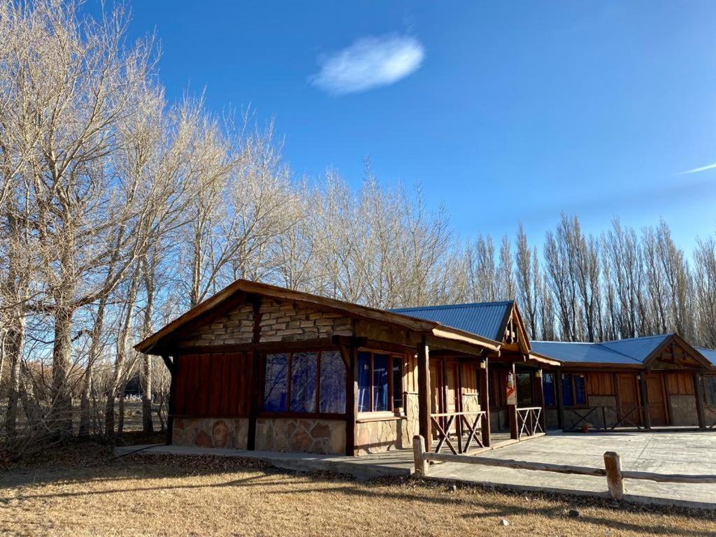 Hostería&Cabañas Río Fénix Perito Moreno Exterior foto