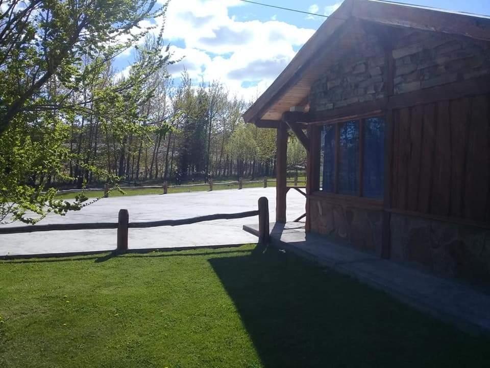Hostería&Cabañas Río Fénix Perito Moreno Exterior foto